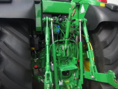 John Deere 7530
