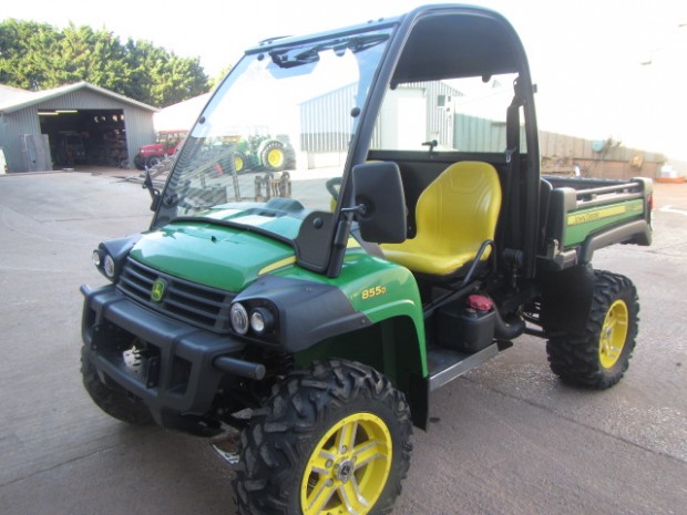 John Deere 855D Gator