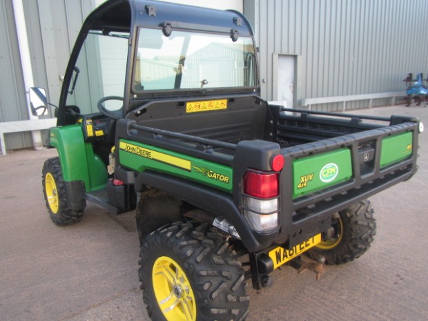 John Deere 855D Gator