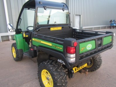 John Deere 855D Gator