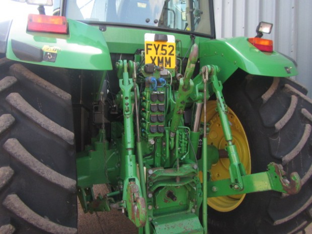 John Deere 7710