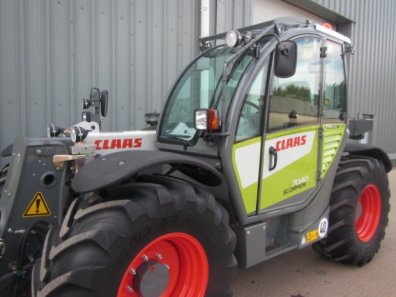 Claas Scorpion 7040 VP