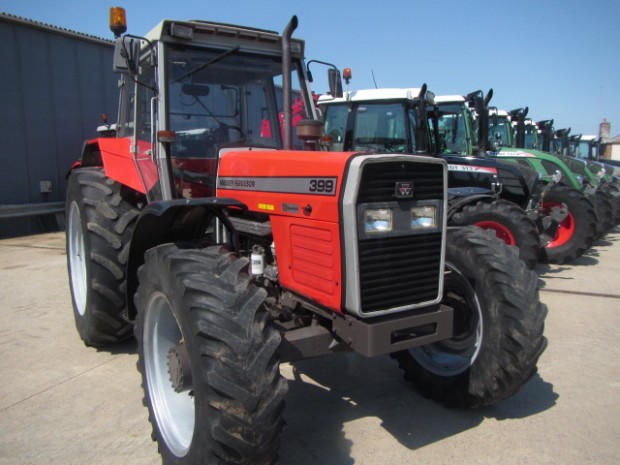 Massey Ferguson 399