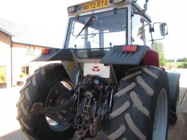 Massey Ferguson 399