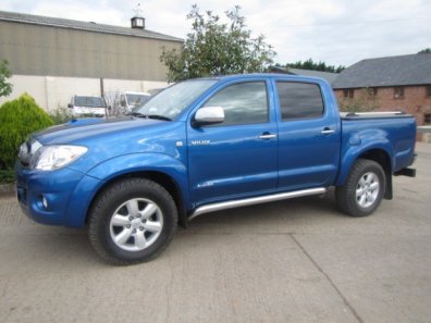 Toyota Hilux Invincible 3.0 Litre 2.4 D4D
