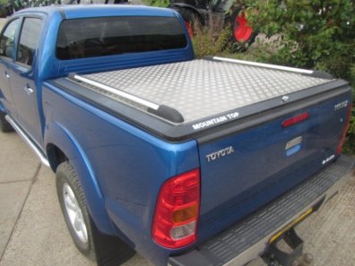 Toyota Hilux Invincible 3.0 Litre 2.4 D4D