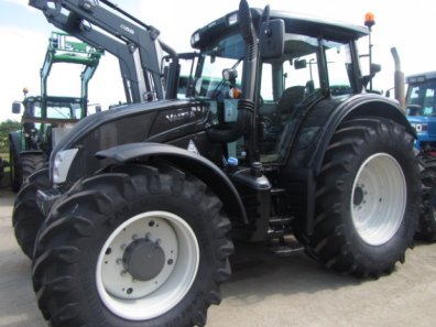 Valtra N163