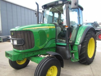 John Deere 6120SE