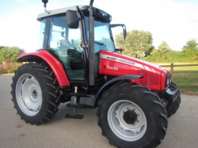 Massey Ferguson 5435