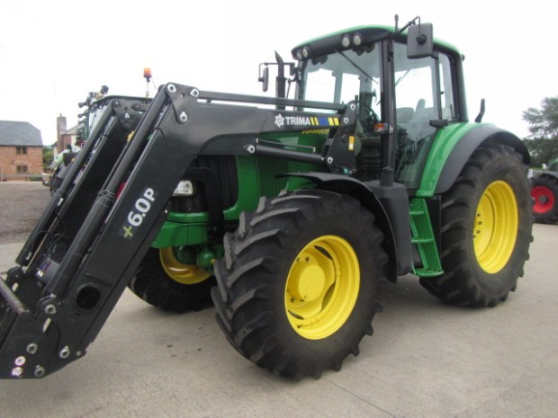 John Deere 6920