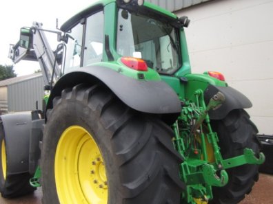 John Deere 6920