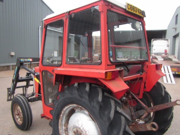 Massey Ferguson 240
