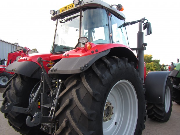 Massey Ferguson 7485