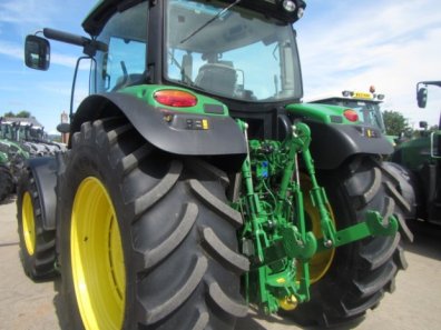 John Deere 6150R