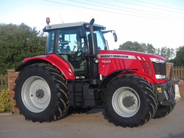 Massey Ferguson 7624 Exclusive