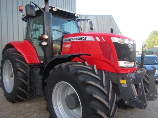 Massey Ferguson 7624 Exclusive