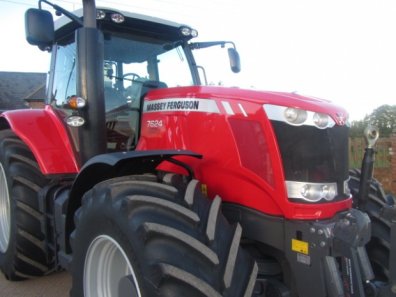Massey Ferguson 7624 Exclusive