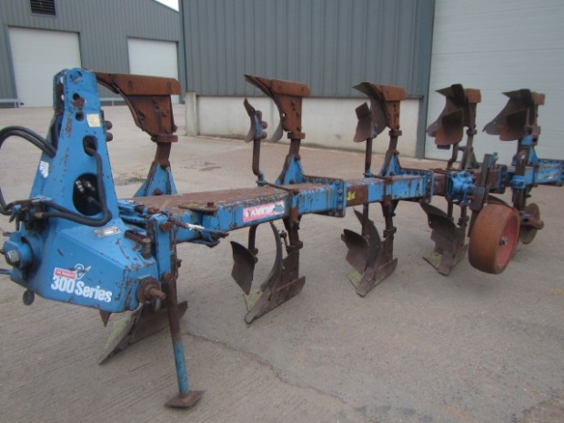 Ransomes 300 series 5 furrow reversible plough