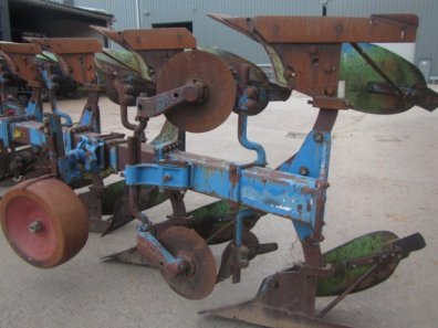 Ransomes 300 series 5 furrow reversible plough