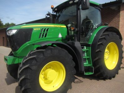 John Deere 6210R