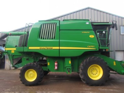 John Deere 670i Hill master