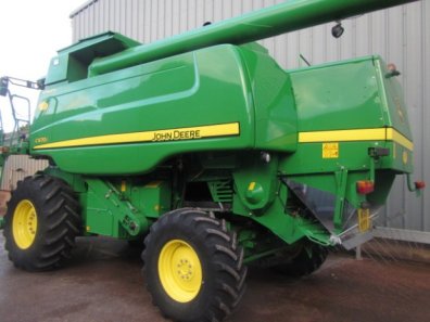 John Deere 670i Hill master