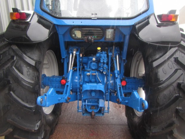 Ford 8210 III