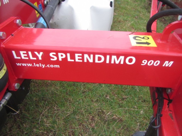 Lely Splendimo 900M rear and 320 front mower