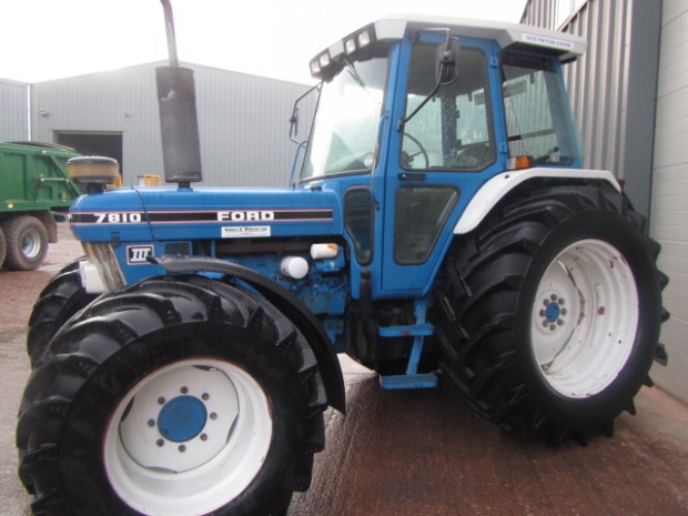 Ford 7810 III