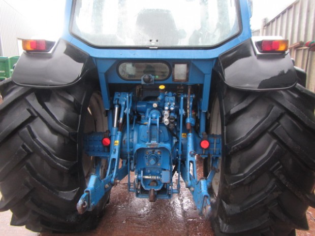 Ford 7810 III