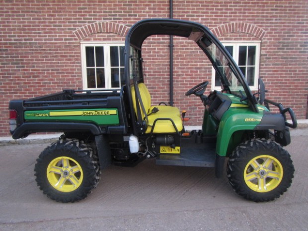 John Deere 855D
