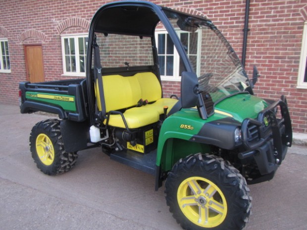 John Deere 855D
