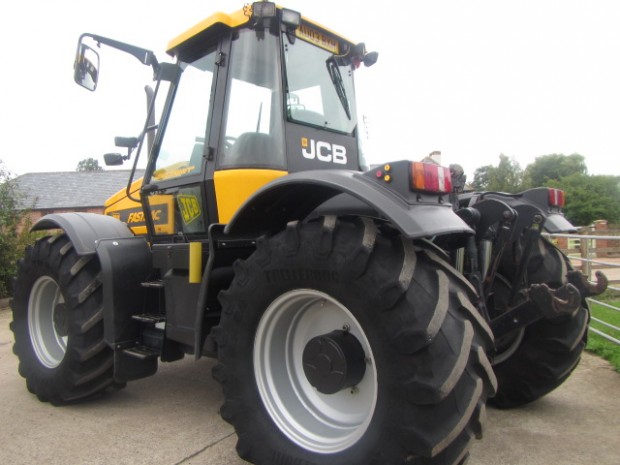 JCB Fastrac 2135