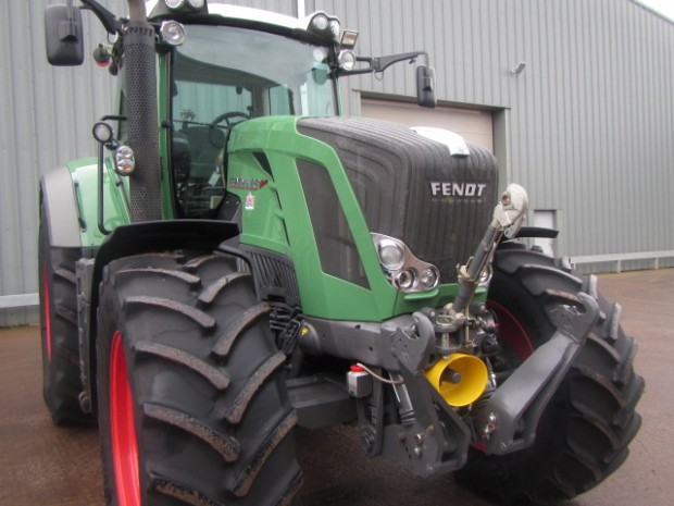 Fendt 828 Profi-Plus