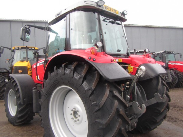 Massey Ferguson 6470