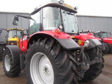 Massey Ferguson 6470