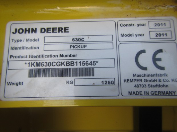 John Deere 630C grass header
