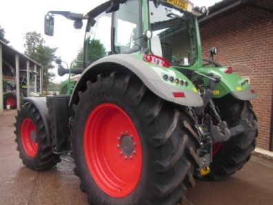 Fendt 724 Profi-Plus