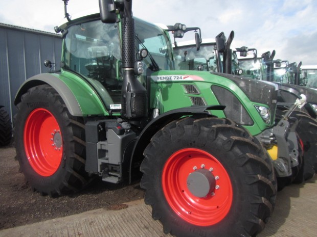 Fendt 724 Profi-Plus