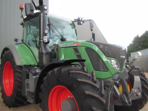 Fendt 724 Profi-Plus