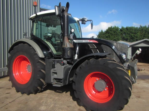 Fendt 724 Profi-Plus