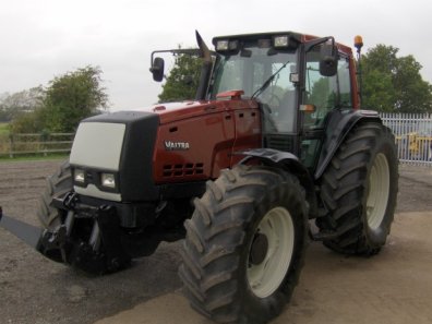 Valtra 8550