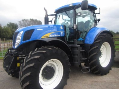 New Holland T7050