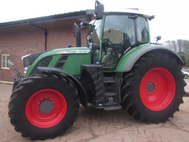 Fendt 724 Profi-Plus