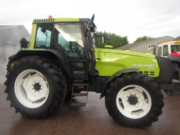 Valtra 8150