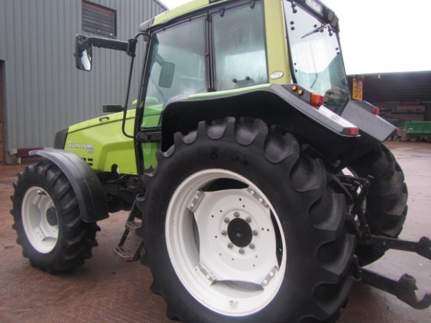 Valtra 8150