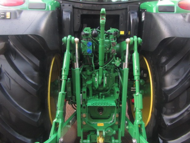 John Deere 6150R