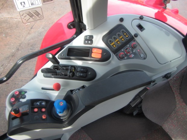 Massey Ferguson 7480