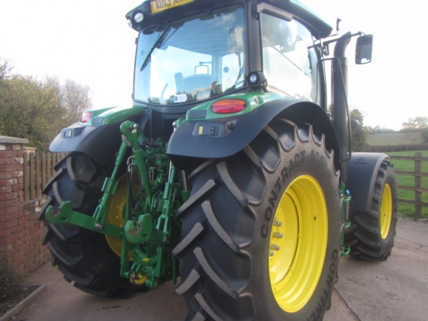 John Deere 6140R