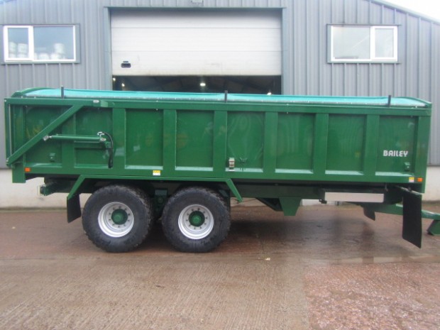 Bailey 14 ton root trailer